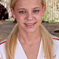  : Gallery : collection : 2011 : 11 : des032MAR_196225004.jpg