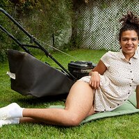  : Gallery : collection : 2015 : 01 : Yonique_LawnMowing_007.jpg