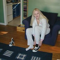  : Gallery : converse : 2004 : 13 : P1100080.JPG