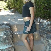  : Gallery : converse : 2006 : 87 : nikkikane005.jpg