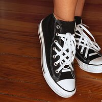  : Gallery : converse : 2010 : 58 : stephanie002.jpg