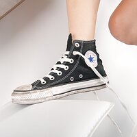  : Gallery : converse : 2011 : 26 : mae023.jpg