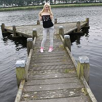  : Gallery : converse : 2013 : 24 : SARKA035B.JPG