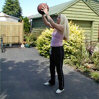  : Gallery : girls : 2003 : 05 : P7230458.JPG