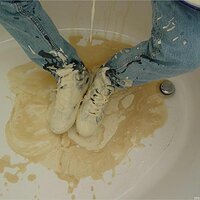  : Gallery : girls : 2003 : 11 : kedspancakesyrup054.jpg