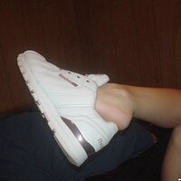  : Gallery : girls : 2005 : 04 : sneakers-039.jpg