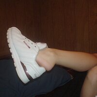  : Gallery : girls : 2005 : 04 : sneakers-041.jpg
