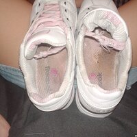  : Gallery : girls : 2005 : 04 : sneakers-092.jpg