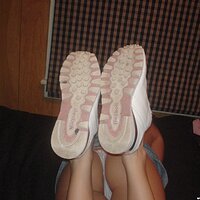  : Gallery : girls : 2005 : 04 : sneakers-096.jpg