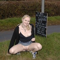  : Gallery : girls : 2015 : 35 : Faith_outdoor-013.jpg