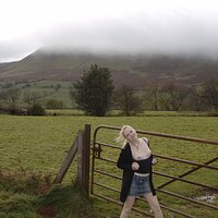  : Gallery : girls : 2015 : 35 : Faith_outdoor-017.jpg