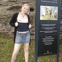  : Gallery : girls : 2015 : 35 : Faith_outdoor-040.jpg