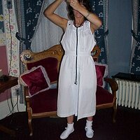  : Gallery : keds : 2001 : 40 : Nurse_china03.jpg