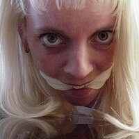  : Gallery : keds : 2001 : 45 : sb-bondage56.JPG