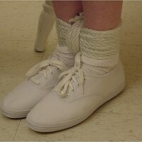  : Gallery : keds : 2001 : 82 : chair026.JPG