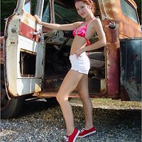  : Gallery : keds : 2002 : 72 : 067.jpg