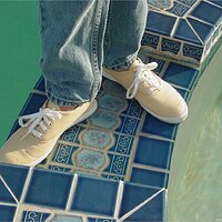  : Gallery : keds : 2003 : 18 : yellowkedspool_009.jpg