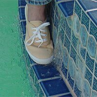  : Gallery : keds : 2003 : 18 : yellowkedspool_010.jpg