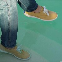  : Gallery : keds : 2003 : 18 : yellowkedspool_032.jpg