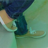  : Gallery : keds : 2003 : 18 : yellowkedspool_041.jpg