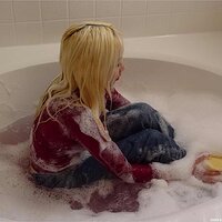  : Gallery : keds : 2003 : 27 : tinabatha18.jpg