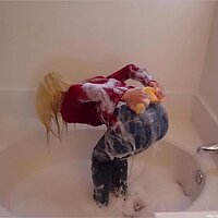  : Gallery : keds : 2003 : 27 : tinabatha55.jpg