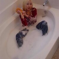  : Gallery : keds : 2003 : 27 : tinabatha67.jpg