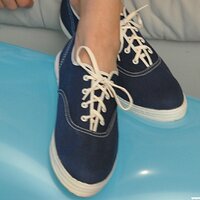  : Gallery : keds : 2007 : 17 : tara_balloons03.jpg