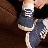  : Gallery : keds : 2010 : 52 : noelle006.jpg