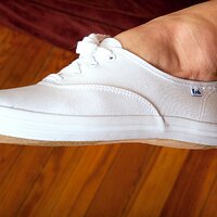  : Gallery : keds : 2011 : 02 : stephanie070.jpg