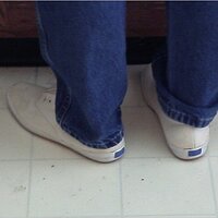  : Gallery : original : 2001 : 01 : kb410.jpg