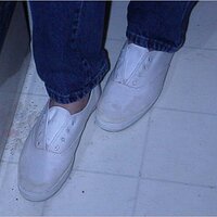  : Gallery : original : 2001 : 01 : kb435.jpg