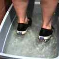  : Gallery : original : 2001 : 08 : T_wet051.jpg