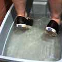  : Gallery : original : 2001 : 08 : T_wet052.jpg