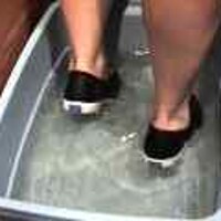  : Gallery : original : 2001 : 08 : T_wet054.jpg
