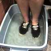  : Gallery : original : 2001 : 08 : T_wet191.jpg