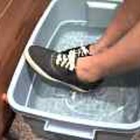  : Gallery : original : 2001 : 08 : T_wet684.jpg