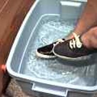  : Gallery : original : 2001 : 08 : T_wet715.jpg
