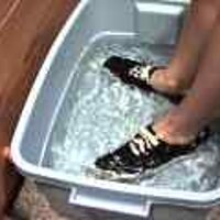  : Gallery : original : 2001 : 08 : T_wet781.jpg