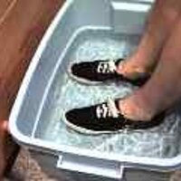  : Gallery : original : 2001 : 08 : T_wet797.jpg