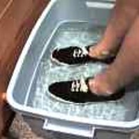  : Gallery : original : 2001 : 08 : T_wet806.jpg