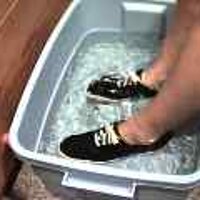  : Gallery : original : 2001 : 08 : T_wet835.jpg