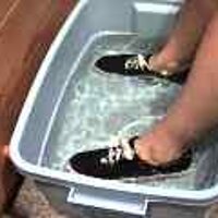  : Gallery : original : 2001 : 08 : T_wet848.jpg