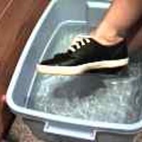  : Gallery : original : 2001 : 08 : T_wet854.jpg