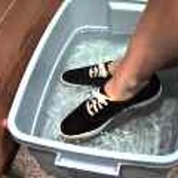  : Gallery : original : 2001 : 08 : T_wet870.jpg
