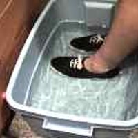  : Gallery : original : 2001 : 08 : T_wet887.jpg