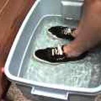  : Gallery : original : 2001 : 08 : T_wet888.jpg
