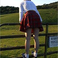  : Gallery : original : 2002 : 03 : San-Bad_schoolgirl_jumps_fence04.jpg