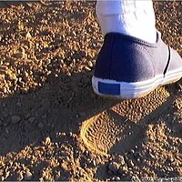  : Gallery : original : 2002 : 03 : San-Bad_schoolgirl_jumps_fence41.jpg