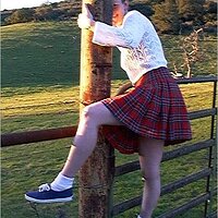  : Gallery : original : 2002 : 03 : San-Bad_schoolgirl_jumps_fence47.jpg